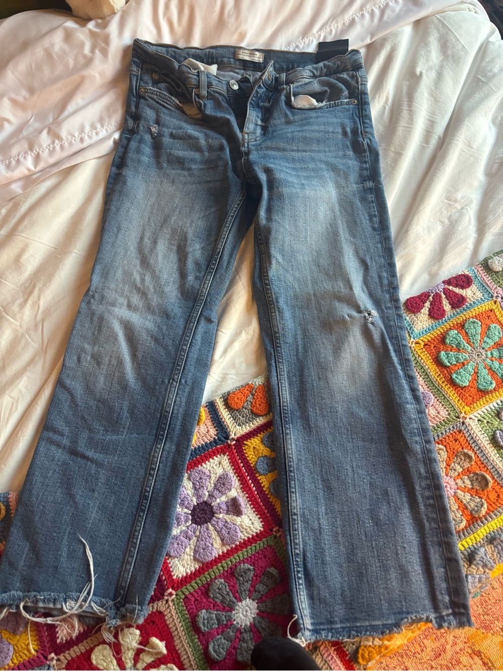 ZARA Women's Blue Distressed Straight-Leg Jeans